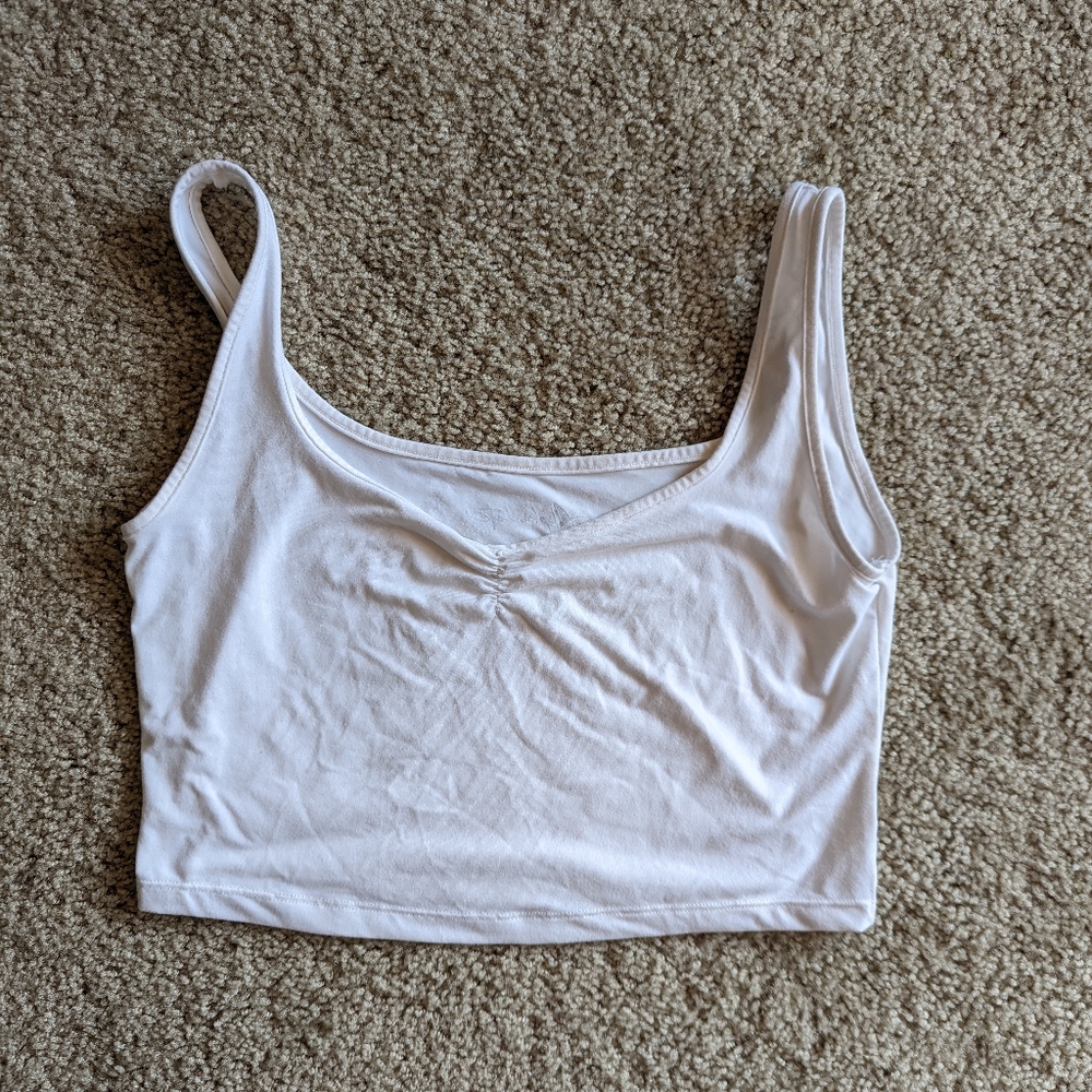 Alphalete Crop